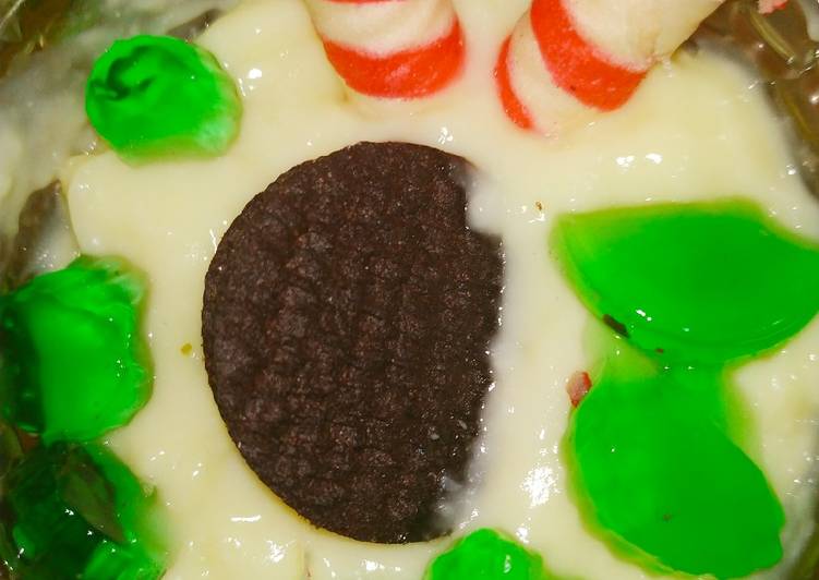 Step-by-Step Guide to Prepare Ultimate Oreo custard trifle