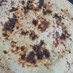 Missi roti A picture of Missi roti.