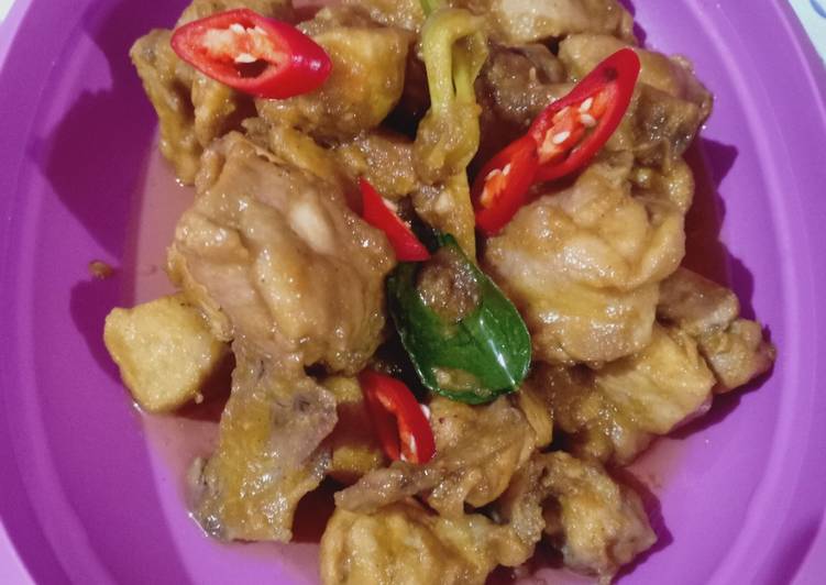 Ayam bumbu kuning sederhana