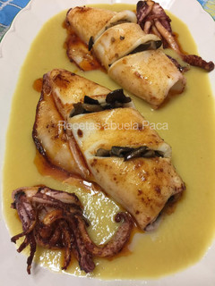 Una foto de Calamares rellenos de setas