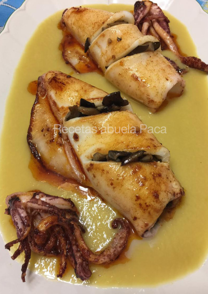 Una foto de Calamares rellenos de setas