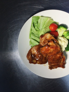 Foto resep Teriyaki Chicken Honey Mustard Sauce 照り焼きチキン～ハニーマスタード～