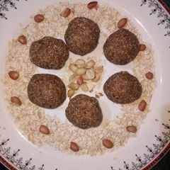 Oats laddu A picture of Oats laddu.