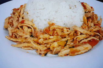 Cara Buat Ayam Suwir Pedas Rumahan