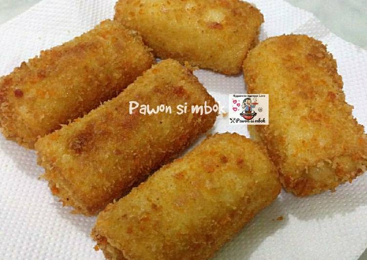 Resep Risoles ragout ayam cinta istri💑 yang Enak