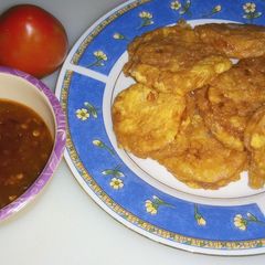 A picture of Crispy Tomato Bites With Chinese Sauce.