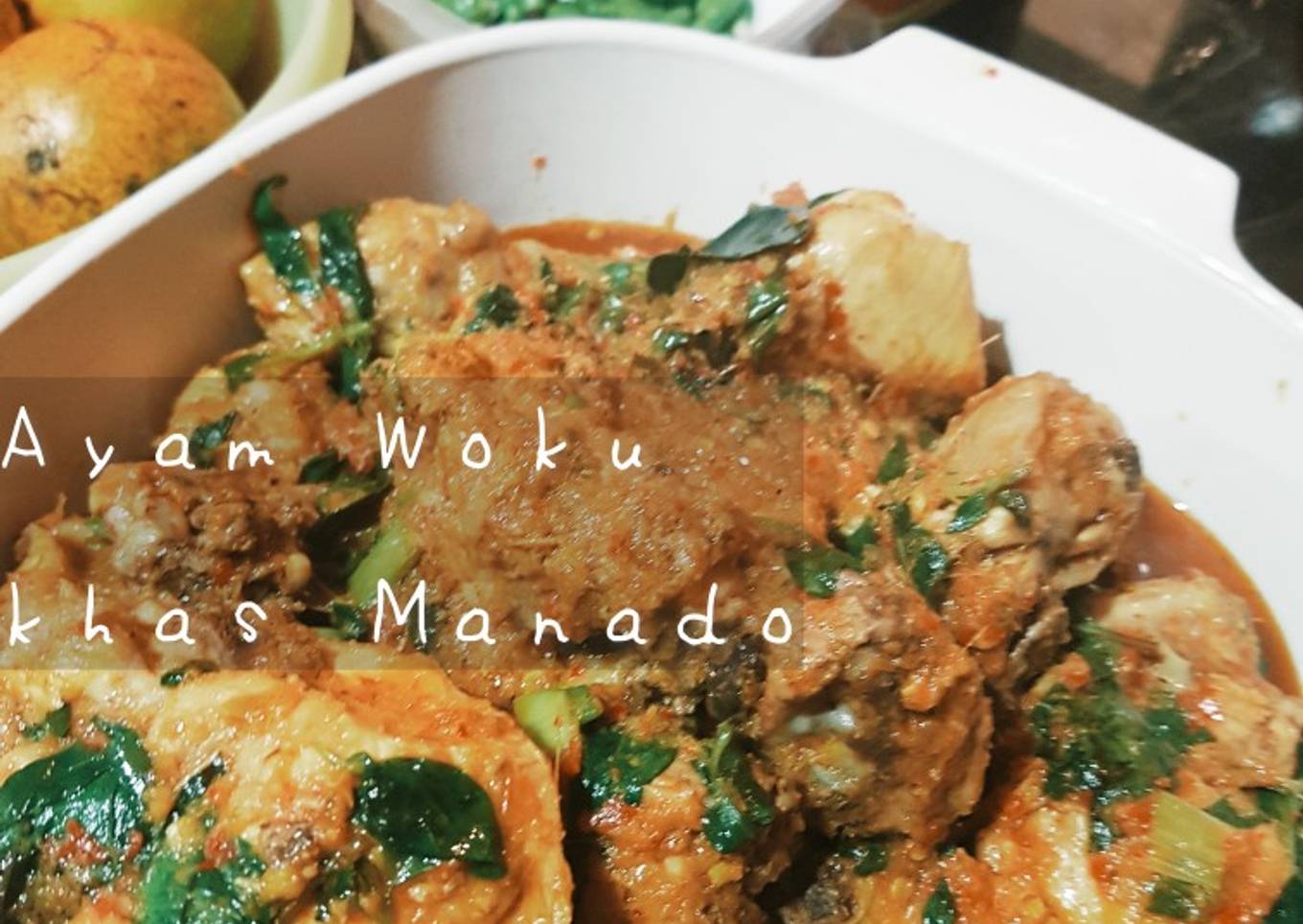 Kemangi biasa ayam wokou untuk Manado