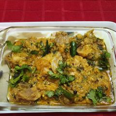 A picture of Dahi Chicken.