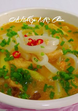 Hình của món Bánh canh bột xắt nấu sệt.