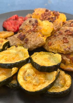 Vajas-fokhagymás zöldségköret recept fotója