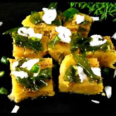 A picture of Besan and semolina dhokla without eno.
