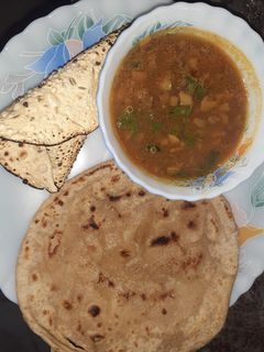 मशरुम मसाला ग्रेवी (Mushroom masala gravy recipe in Hindi) रेसिपी मुख्य फोटो