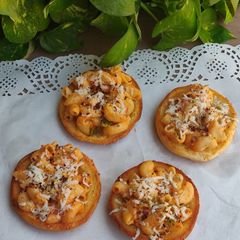 A picture of Mini Macaroni Buns.