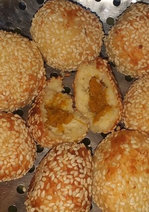 Foto resep Onde-Onde Keju Keto isi Labu Kuning