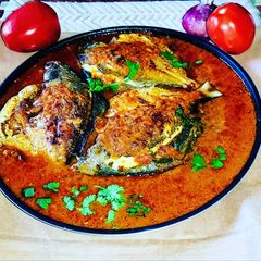 A picture of Pomfret Macher Jhal.