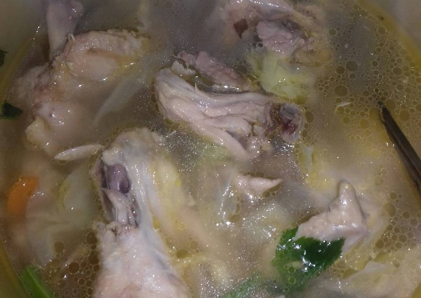 Sop sayap ayam sederhana