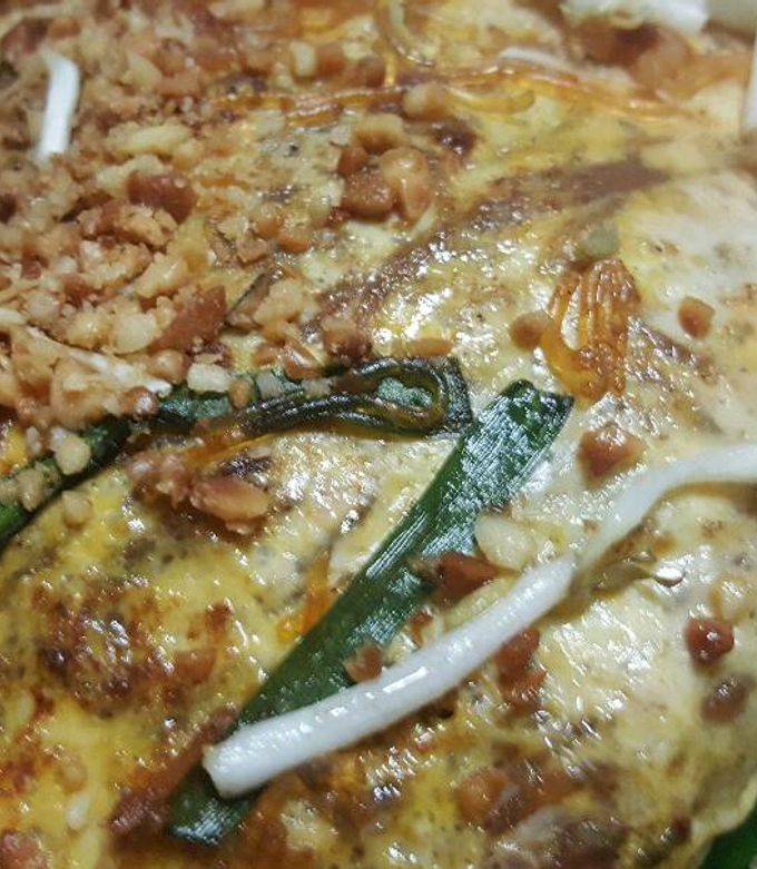 รูปของ ผัดไทวุ้นเส้นห่อไข่