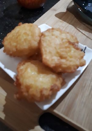 Una foto de Croquetas de arroz deliciosas cuando queda arroz.