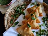 સમોસા (Samosa Recipe In Gujarati)