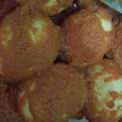A picture of Semur telur ayam rebus.