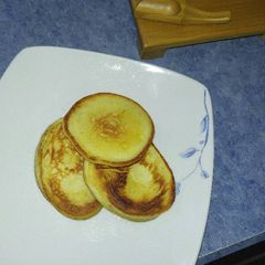A picture of Mini Banana-Orange Pancakes.