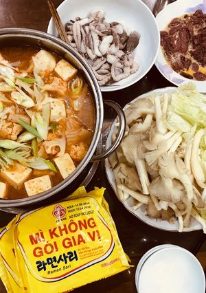 Hình của món Lẩu Kim Chi.