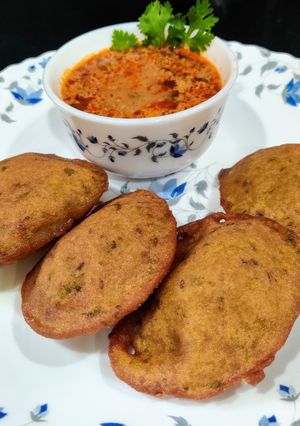 धुसका (Dhuska recipe in Hindi) रेसिपी मुख्य फोटो