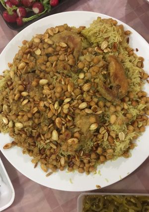 صورة لوصفة مقلوبة الحمص بالدجاج والارز البسمتي من عمل ام حمزة حتاملة