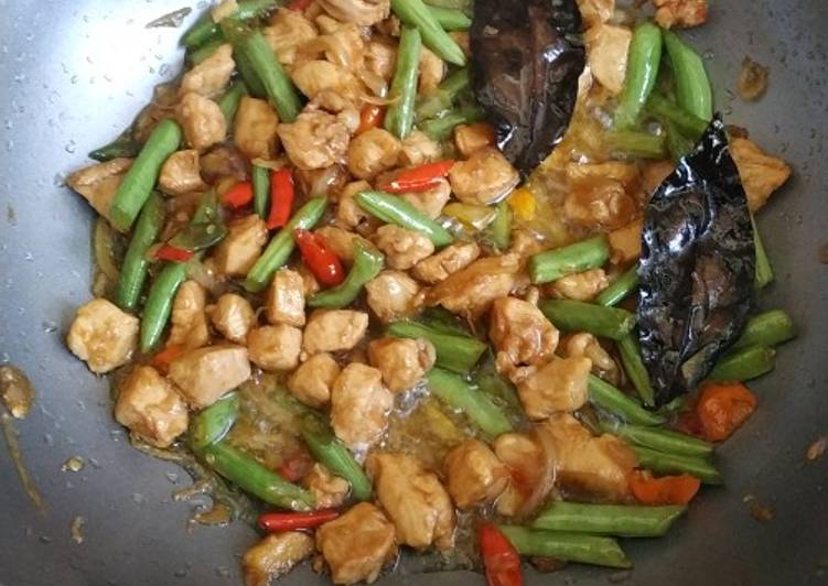 Ayam buncis saus tiram
