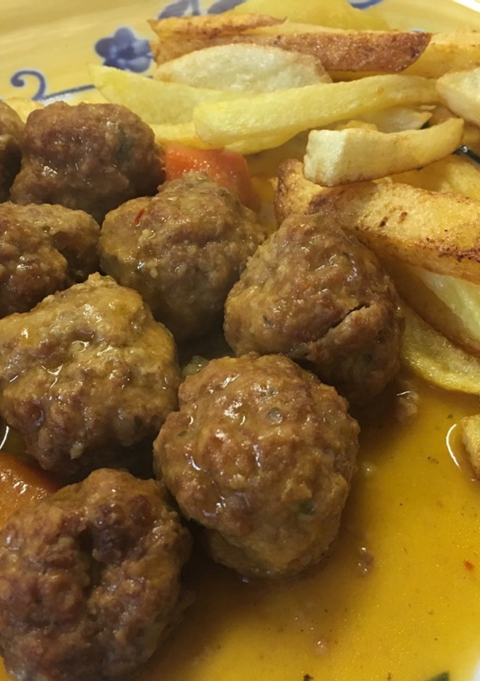 Una foto de Las albóndigas de mi mamá