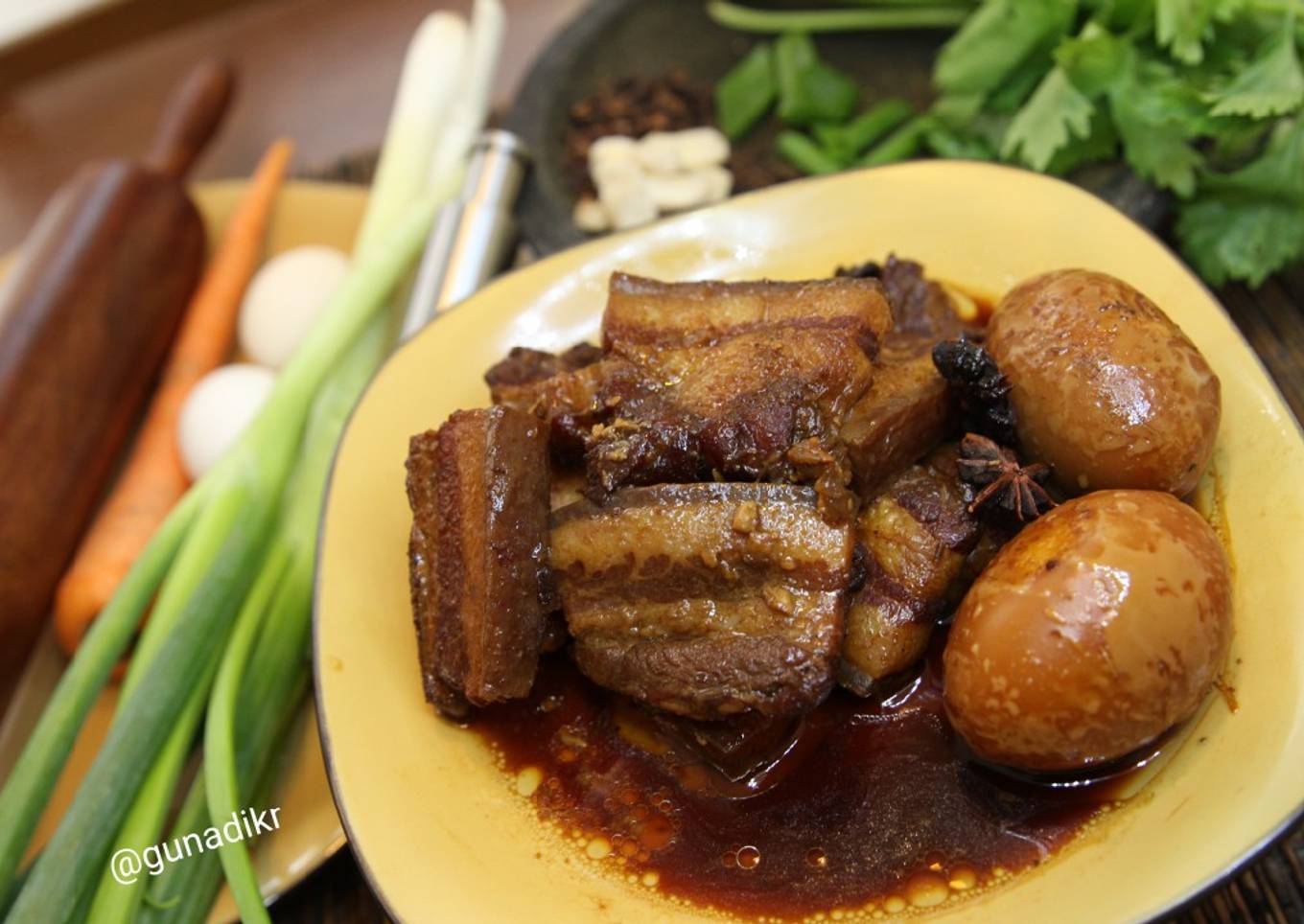 Babi Kecap Samchan