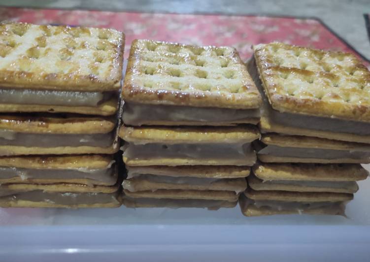  Resep  Kue  roti  segitiga gabin  goreng isi vla  oleh Nora 