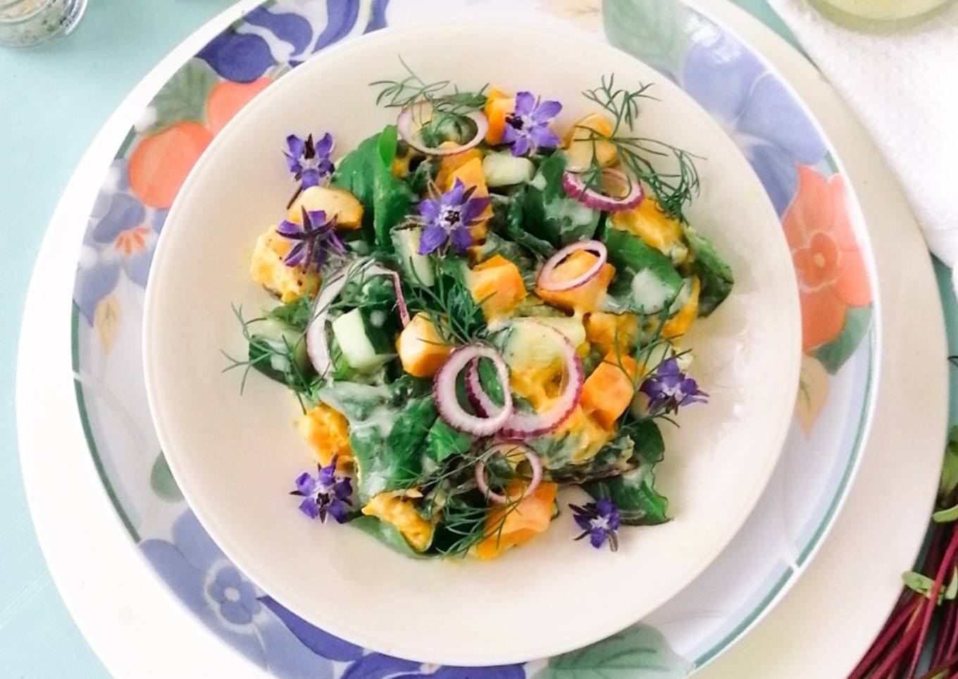 Süßkartoffel-Salat with Gurke, Borretsch and jungen Rote Bete Blättern