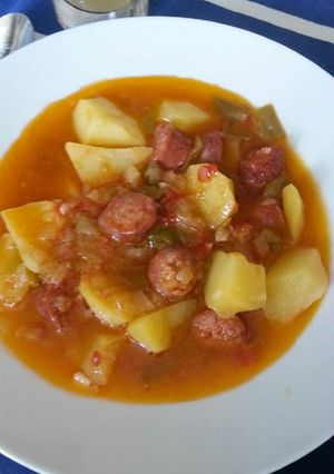 Una foto de Guiso de patatas con chorizo