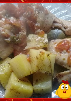 Una foto de Pollo al horno con papas