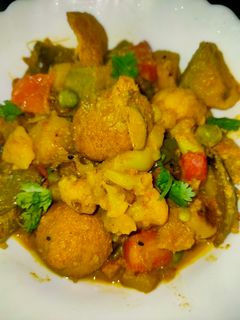 পাঁচমিশালী সবজি (Panchmishali sabji recipe in Bengali) রেসিপির প্রধান ছবি