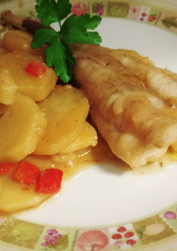 Una foto de Guiso de patatas con rape