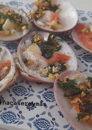 Una foto de Conchas finas a la plancha