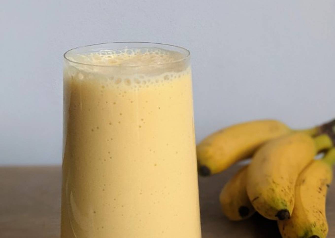 Banana milkshake