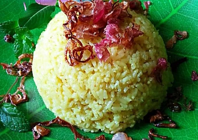 Nasi Kuning Rice Cooker