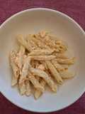 Pasta con robiola e salmone