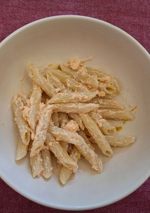 Foto di Pasta con robiola e salmone