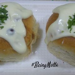 A picture of Misal Cheese Burst.
