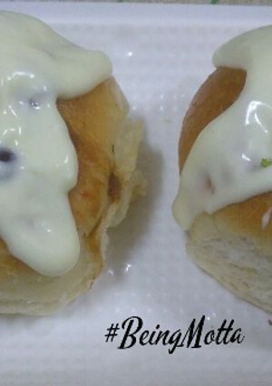 A picture of Misal Cheese Burst.