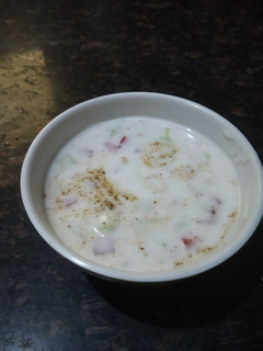 मिक्स वेज रायता (mix veg raita recipe in Hindi) रेसिपी मुख्य फोटो