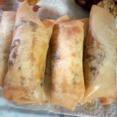 A picture of Beef Fries roll.