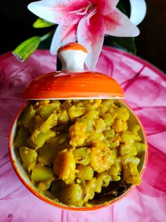 লাউ চিংড়ি(lau chingri recipe in Bengali) রেসিপির প্রধান ছবি