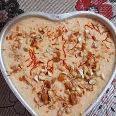 A picture of Rabdi cake.