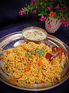 इंस्टेंट कुकर वेज बिरयानी (instant cooker veg biryani recipe in Hindi) रेसिपी मुख्य फोटो