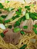 Mì trứng xào thịt xá xíu